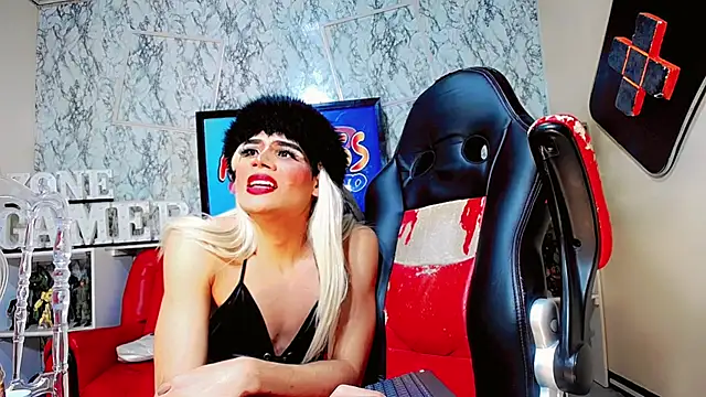SophiaWild_ webcam