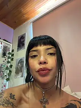 AlanaStormm webcam