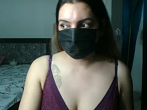 luvhazelnut webcam