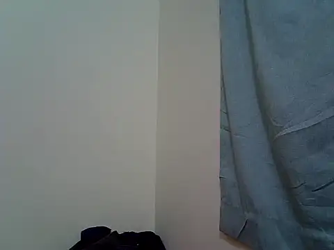 Pettite_ebony1 webcam