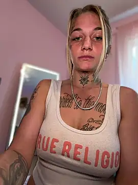 chloetease webcam