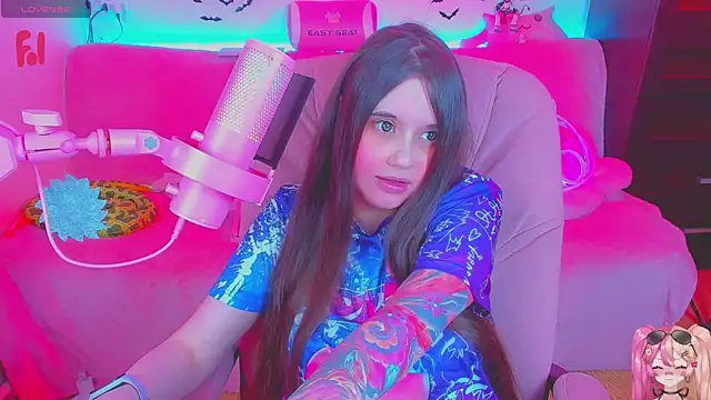 Lolisuccub webcam