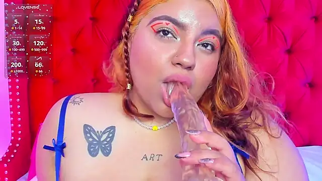 SunnyHoney_ live cam on StripChat