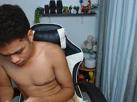 curlyasian_njxx (M twink) - jerking