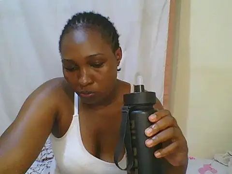 cute_lavenda webcam