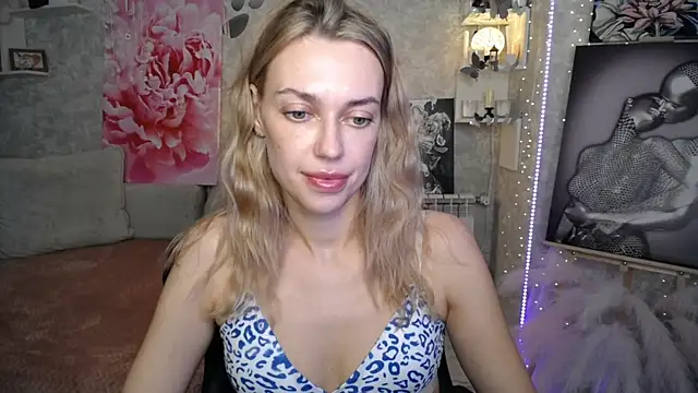 NickyAdamidi webcam