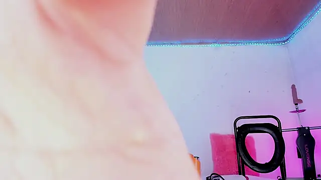 karol_stom webcam