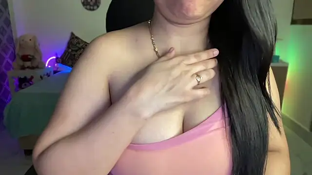 Kanika_9_ webcam