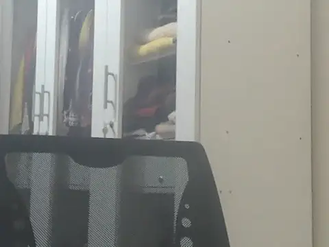 NancyRuvi webcam