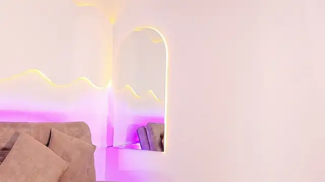 ArohomLester_ webcam
