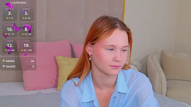 AmeliRoyse live cam on StripChat