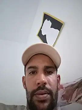 ratnagopq live cam on StripChat