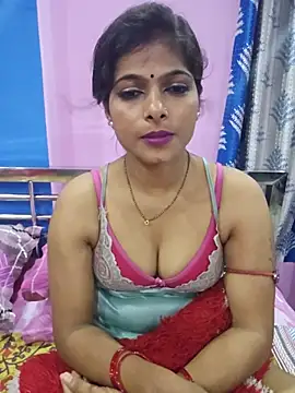 SUZY_QUEEN01 live cam on StripChat