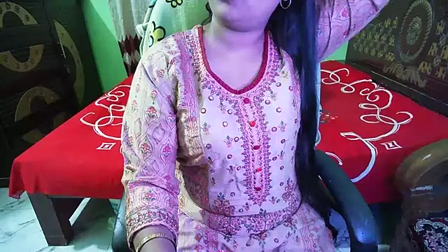 BengaliQueenStar webcam
