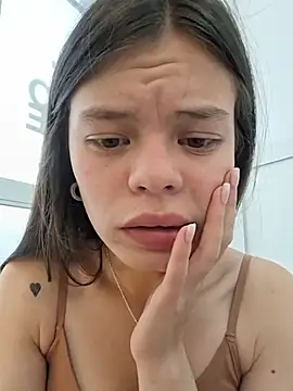 _Isabella-7 webcam