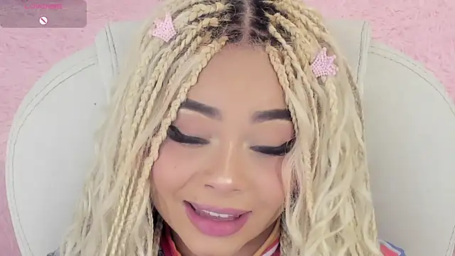 conny__curly webcam