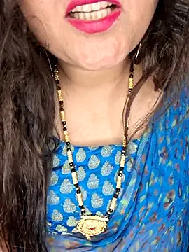 Indian-hotm-Neha live cam on StripChat