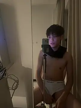 ethan_64724 (M twink) - 硬