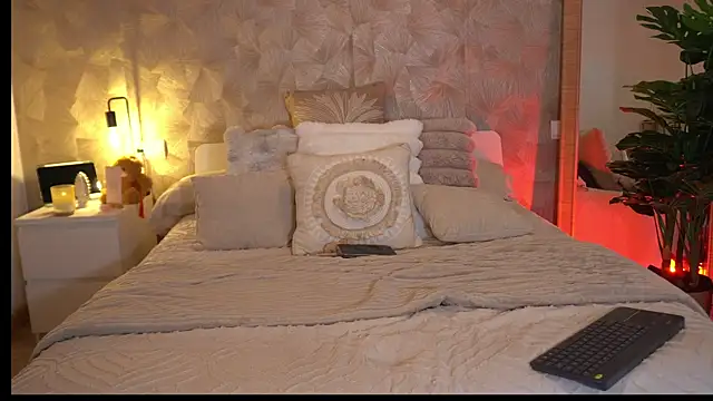 KalaBeckett_ webcam