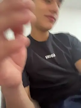 Lander_Cruz live cam on StripChat