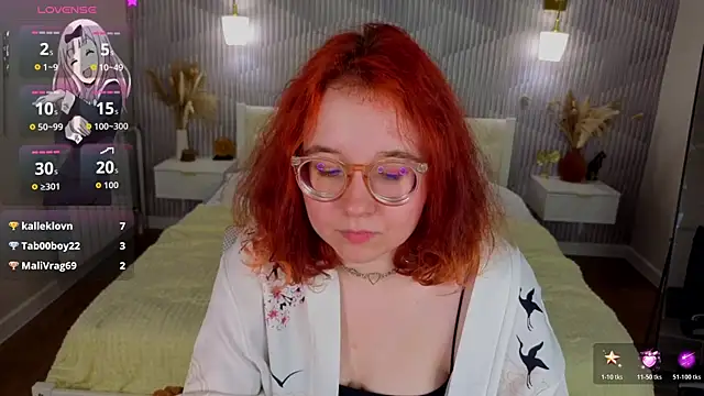Aleks-casterrr live cam on StripChat