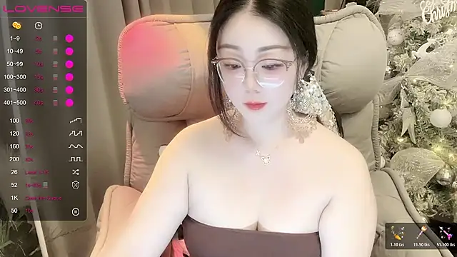 Monica-666888- webcam