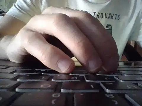 BoyTheKingHUN webcam