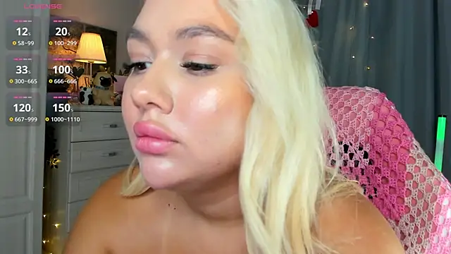 _Loneve__ webcam