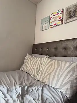 Ashleyroberst webcam