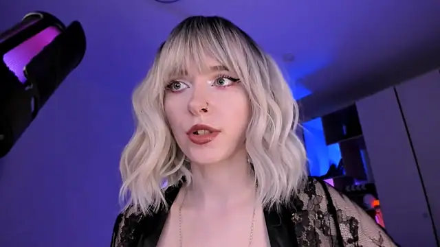 Mistress_Iris webcam