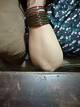 Simran_008 webcam