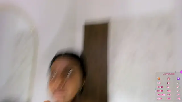 DannaWhisper webcam