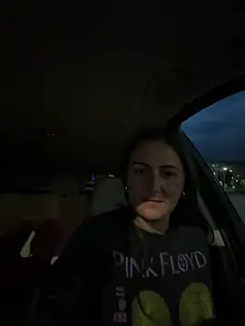BrunetteNymph webcam