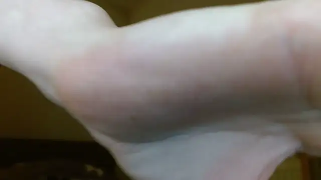 LoraBelle12 webcam