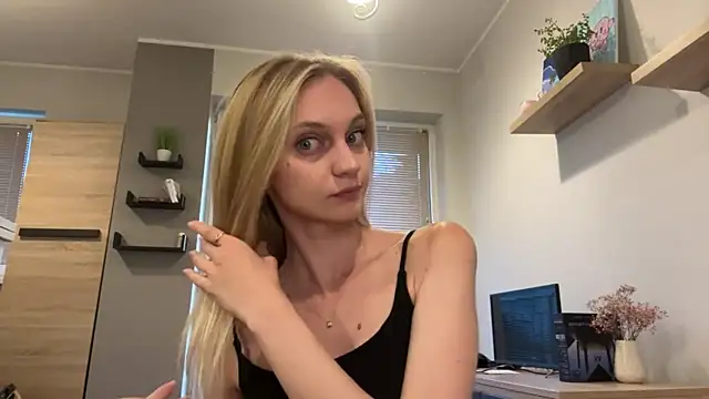 IsadoraLivas webcam