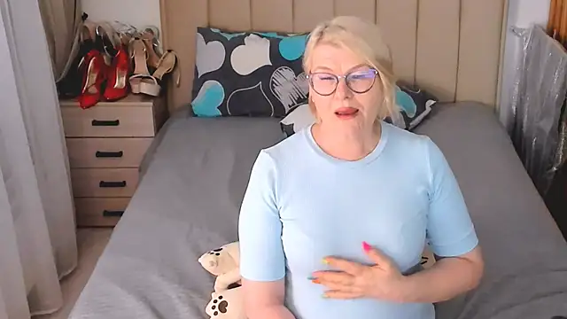 sabrinamacmarren webcam