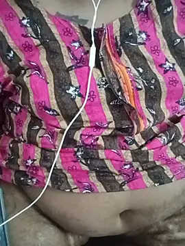 deepika-mallus - Deepika-mallus's free webcam - UK Sex Cams
