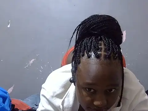 Petite_Ebony10 live cam on StripChat