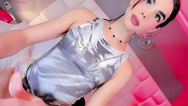 Kisses_Sophia live cam on StripChat