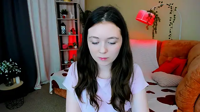 AlluringLookk live cam on StripChat