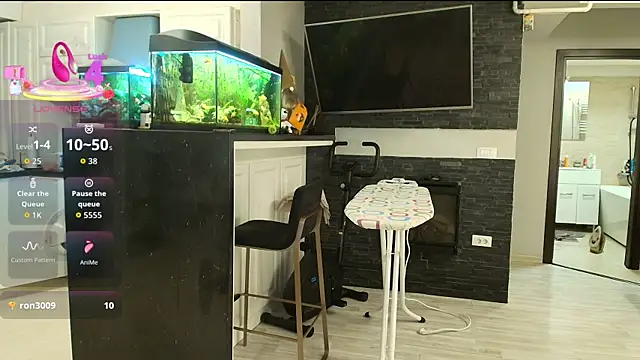 Layla- webcam
