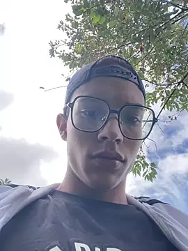 Andres_boy252 webcam