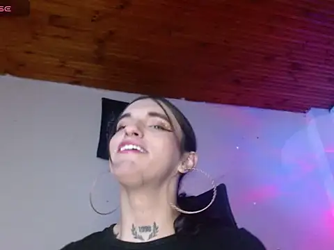 Scarlett_crastrawberry webcam