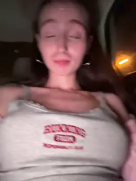 -missbehaving-'s live cam