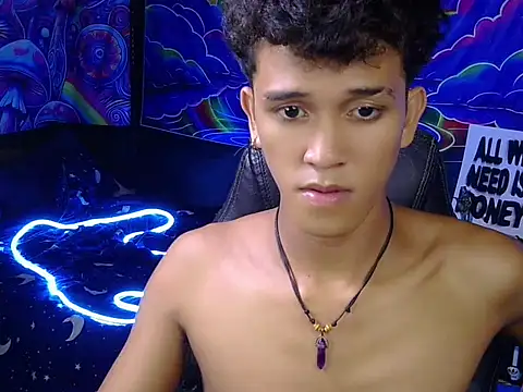 hugekenbigcock webcam
