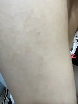 Mina048 webcam