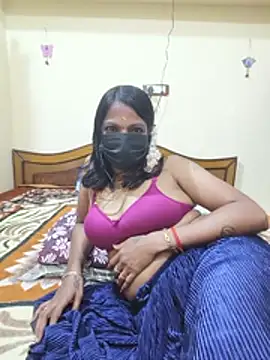 tamil_ishu (F milf) - Boobs show