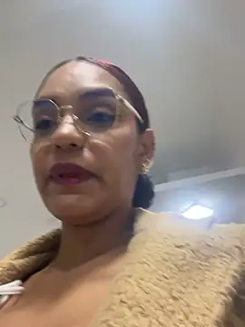 Sara-77 webcam