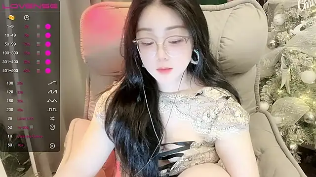 Monica-666888- webcam