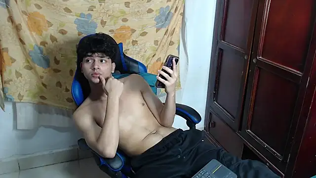 alice_julls webcam